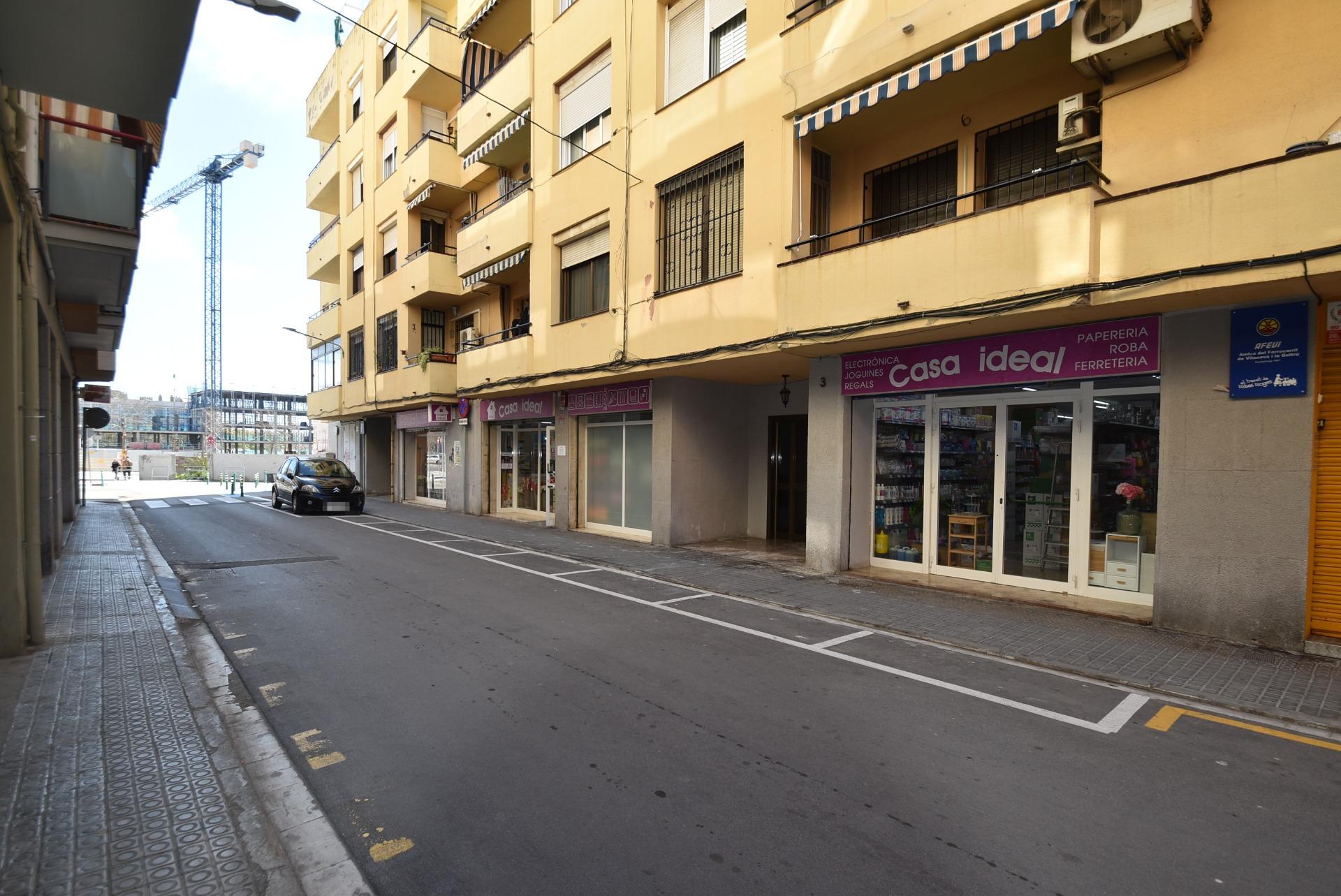 Ref. 03-22231/1098 – Local comercial en venta con inquilino IDEAL INVERSORES