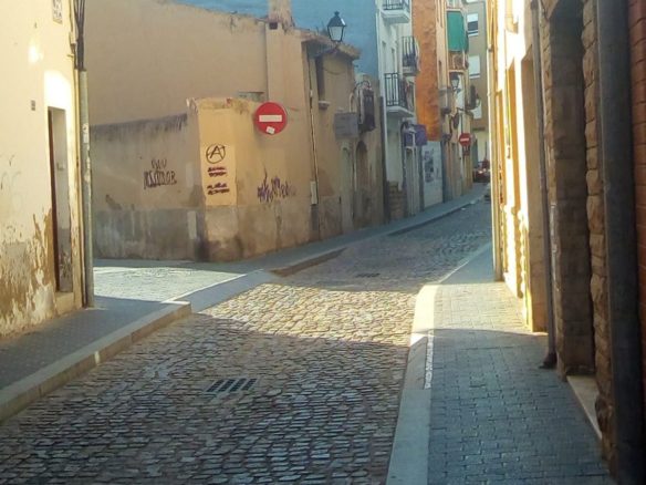 Ref. 73-TV-211/6143 - Building urban land