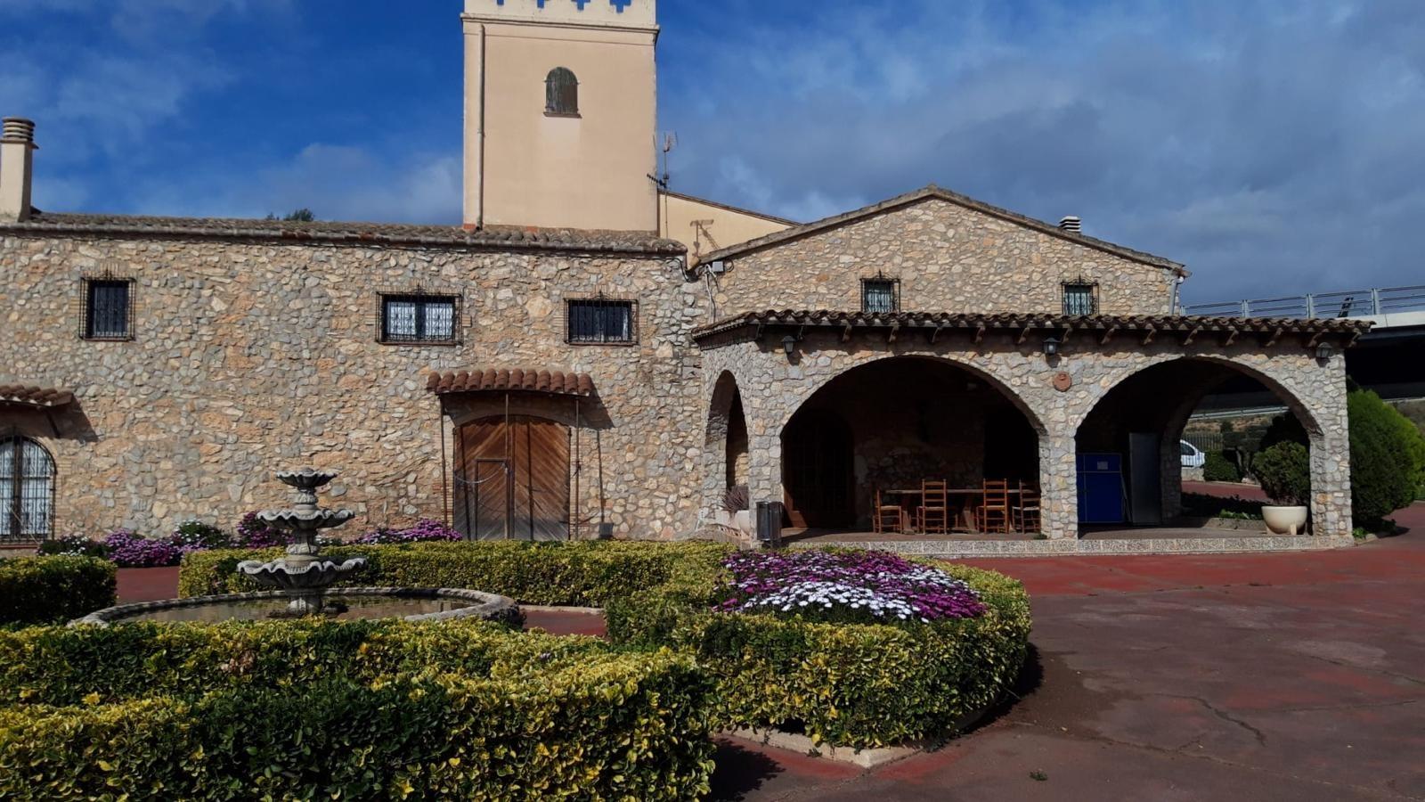 Ref. 25-5393/1468 – Espectacular Masía en Sant Pere de Ribes