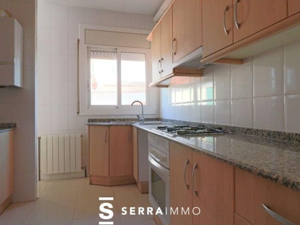 Ref. 6325 - Casa de 106 m² con nave industral en planta baja en Vilafranca