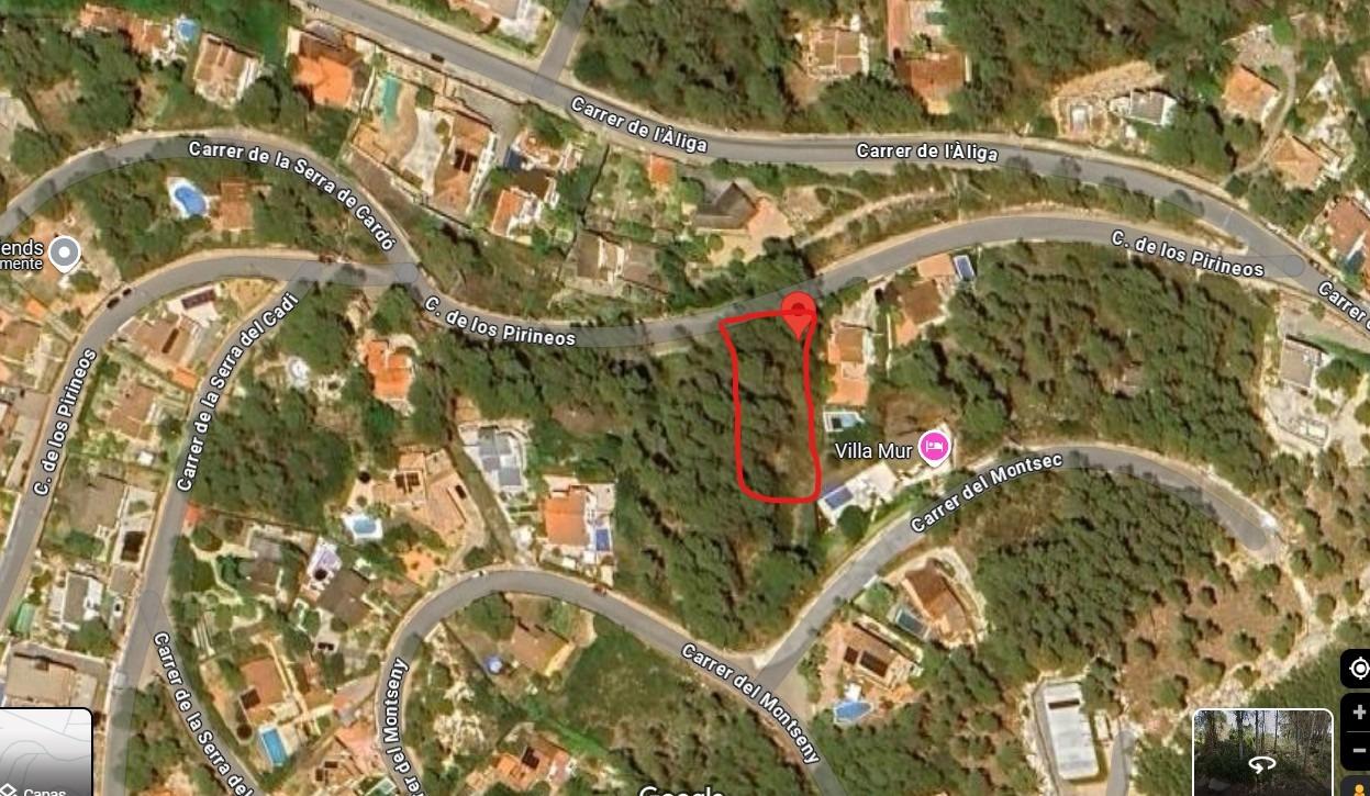 Ref. 18-02593/1266 – Parcela de 815m2 en venta