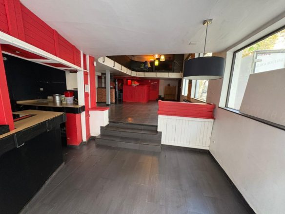 Ref. 18-02626/1266 - Oportunitat d'inversió a Sitges! Local cantoner + 2 estudis amb rendibilitat activa