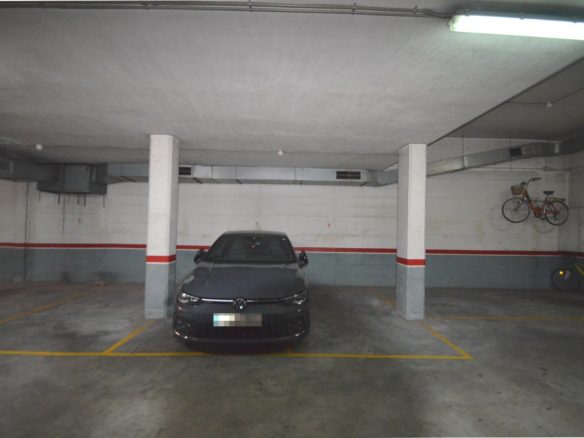 Ref. 03-60391/1098 - Dos plazas de párquing en venta