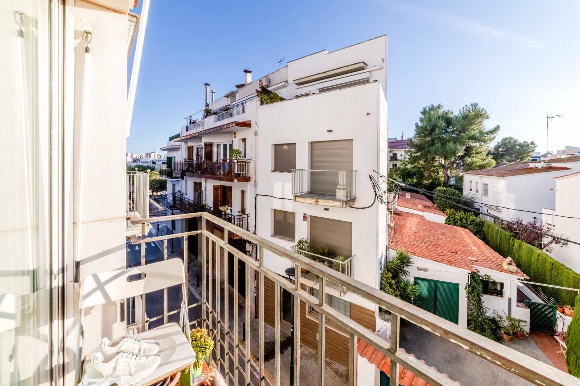 Ref. 12-VSIT2459/1087 – FANTASTIC APARTMENT IN THE HEART OF SITGES