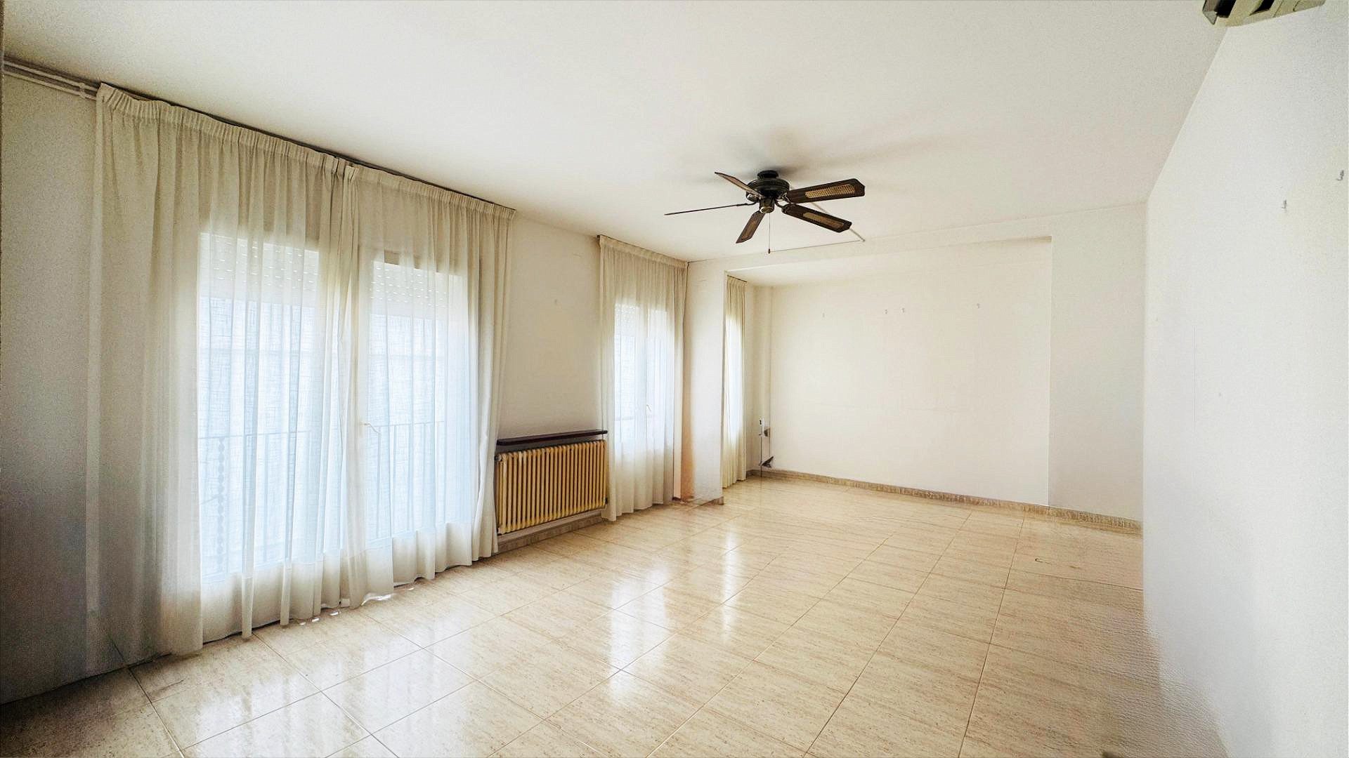 Ref. 53RJUSIT11/5459 – PISO EN VENTA CENTRO DE SITGES