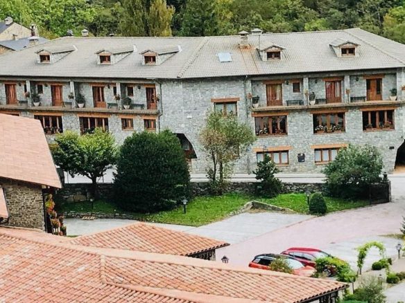 Ref. 53RJUSETCASES/5459 - FINCA RUSTICA HOTELERA EN SETCASES