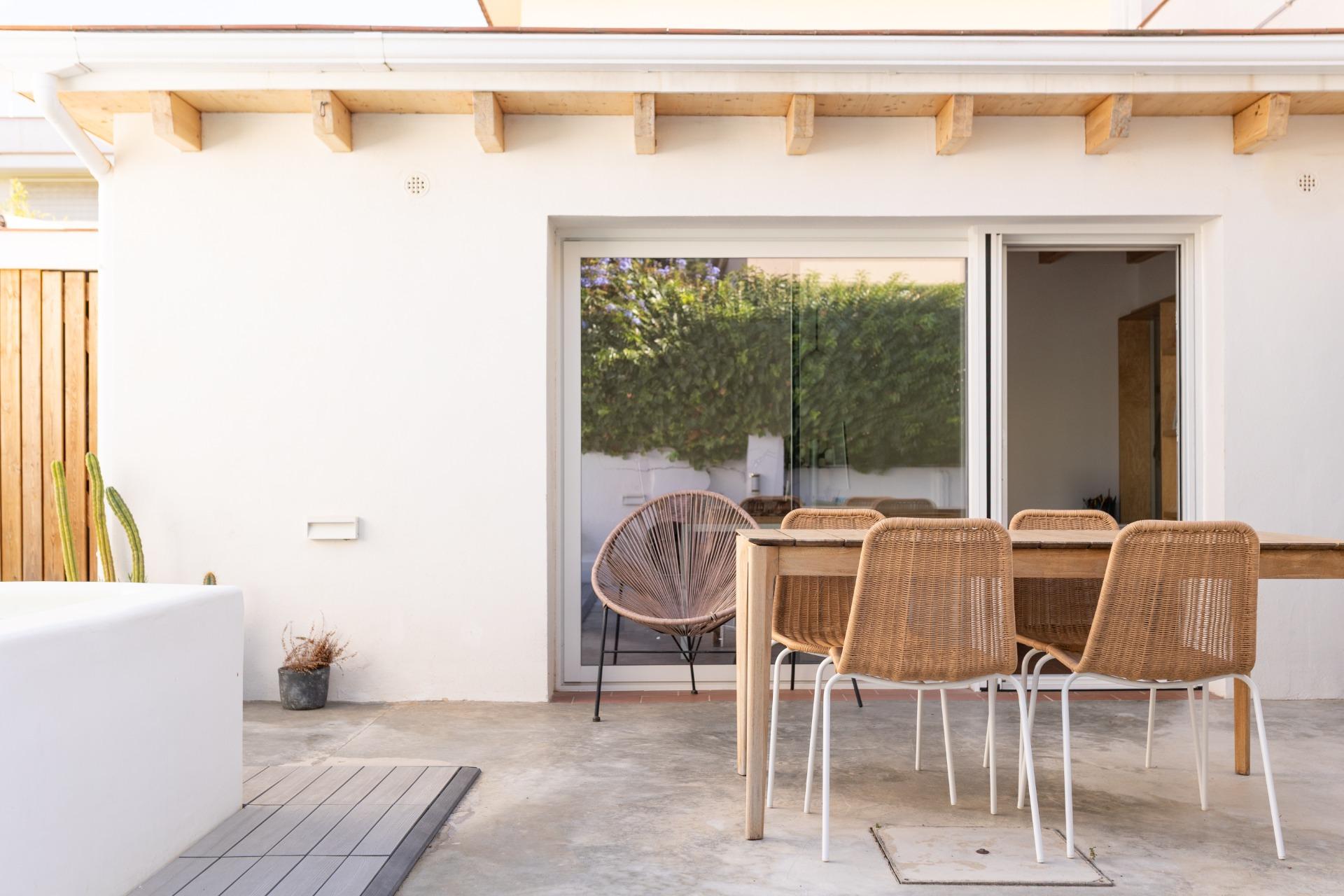 Ref. 56-0037/5106 – We present to you a jewel in Ribes Roges