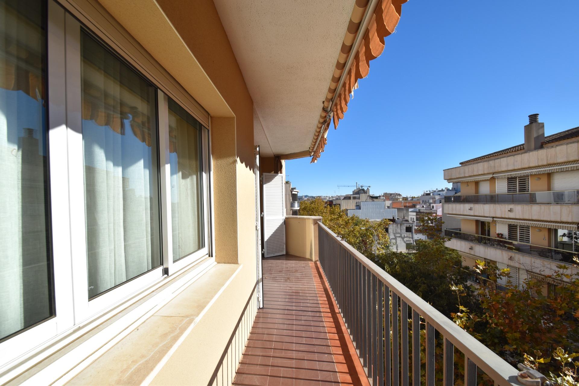 Ref. 03-5337/1098 – Pis en venda. La combinació perfecta d'amplitud, confort i ubicació prime!