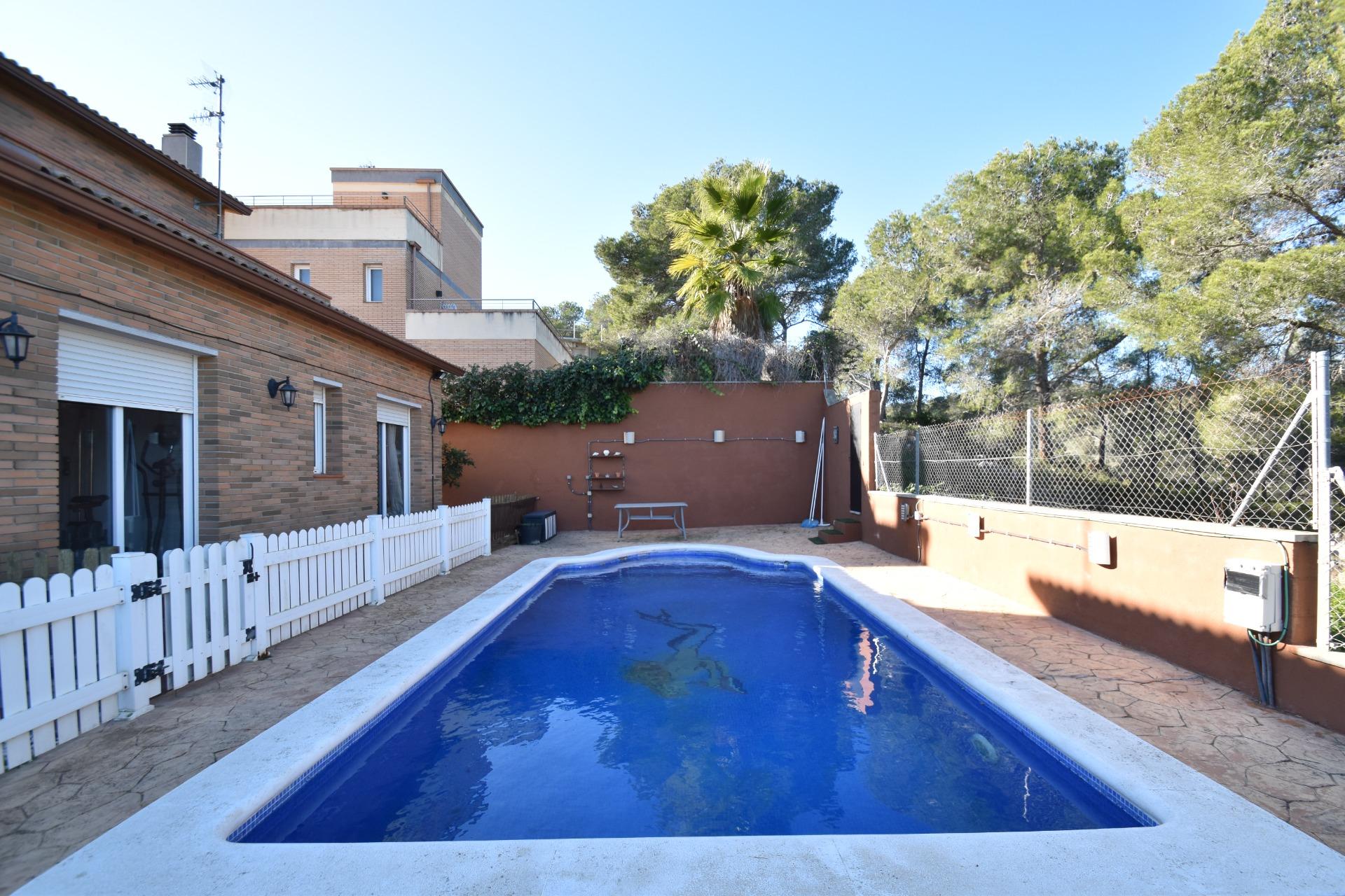 Ref. 03-11700/1098 – Espectacular casa a cuatro vientos con vistas panorámicas