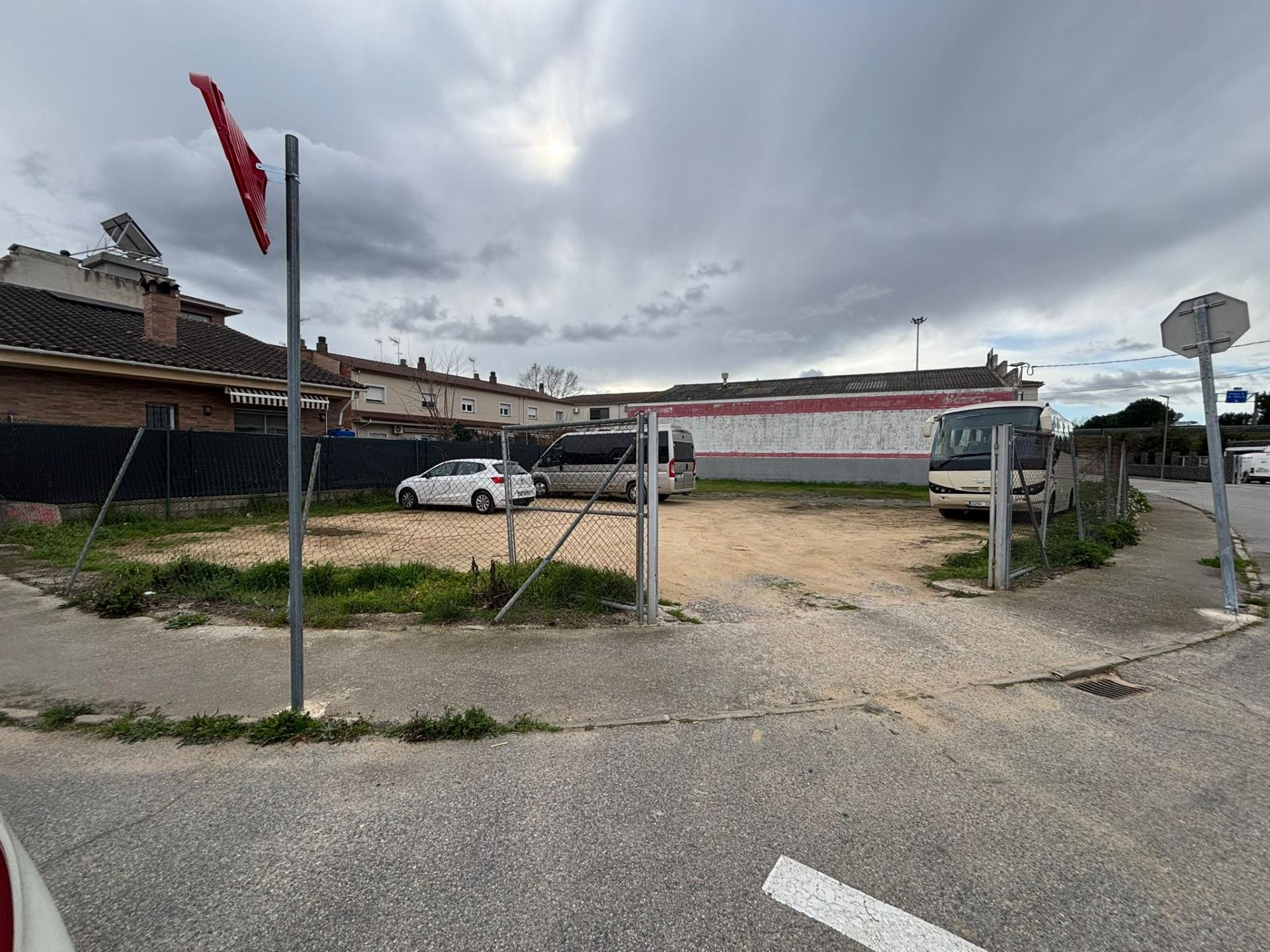 Ref. 05-8024/1086 – Terreno urbano para construir en Vidreres