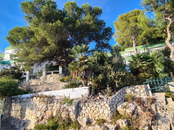 Ref. 54-33V460/5538 - OPORTUNITAT ÚNICA!!!!!! Dos apartaments independents en venda!!!! El teu nou refugi a "Muntanyes del Mar"- Canyelles