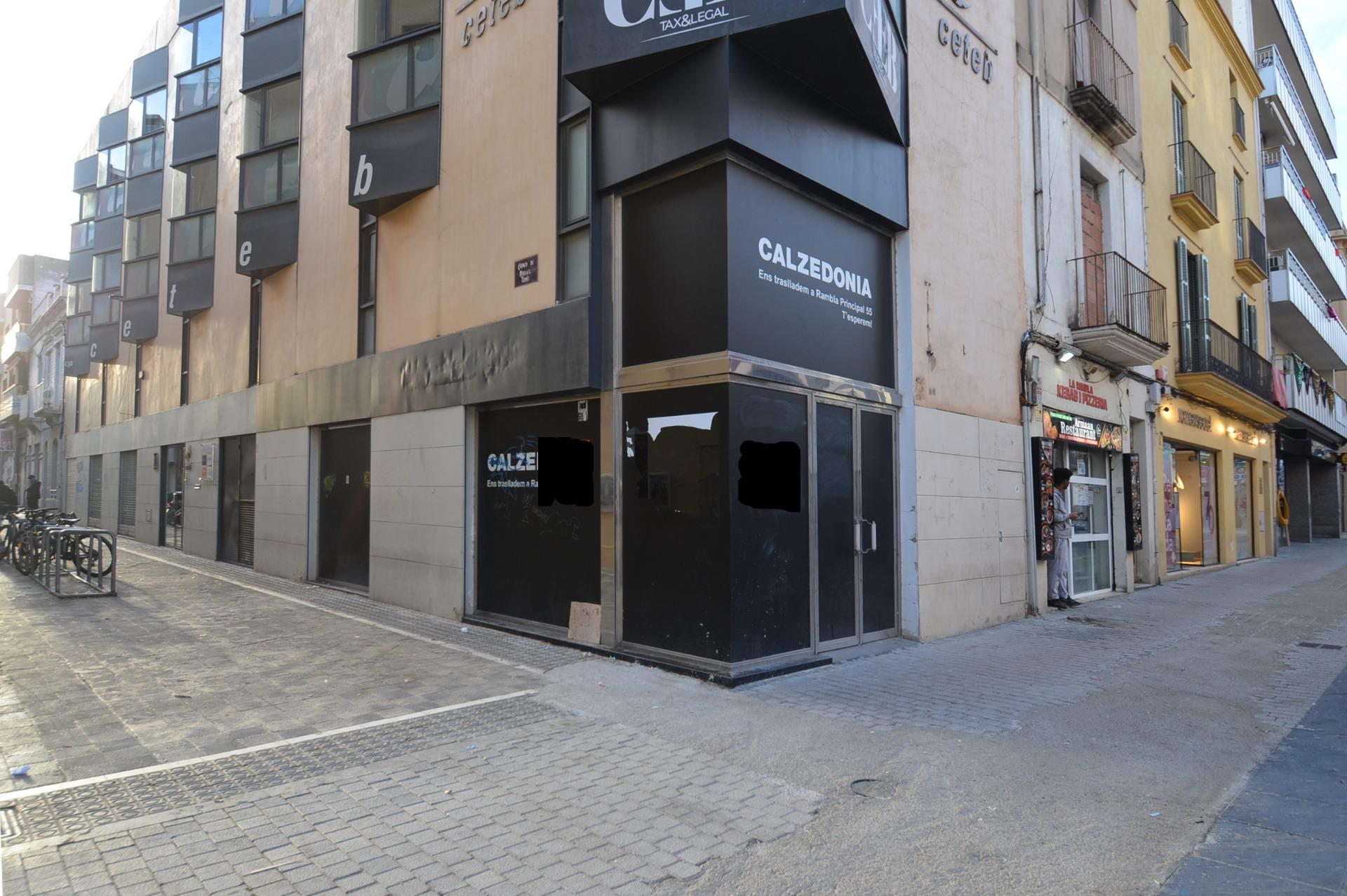 Ref. 03-21014/1098 – El escaparate más prestigioso del Garraf: Local VIP en Rambla Principal