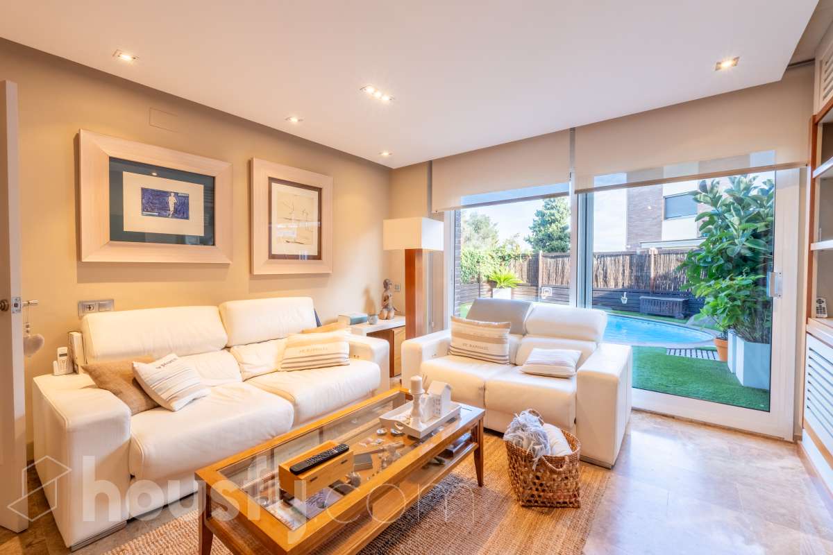 Ref. 946621 – House with pool