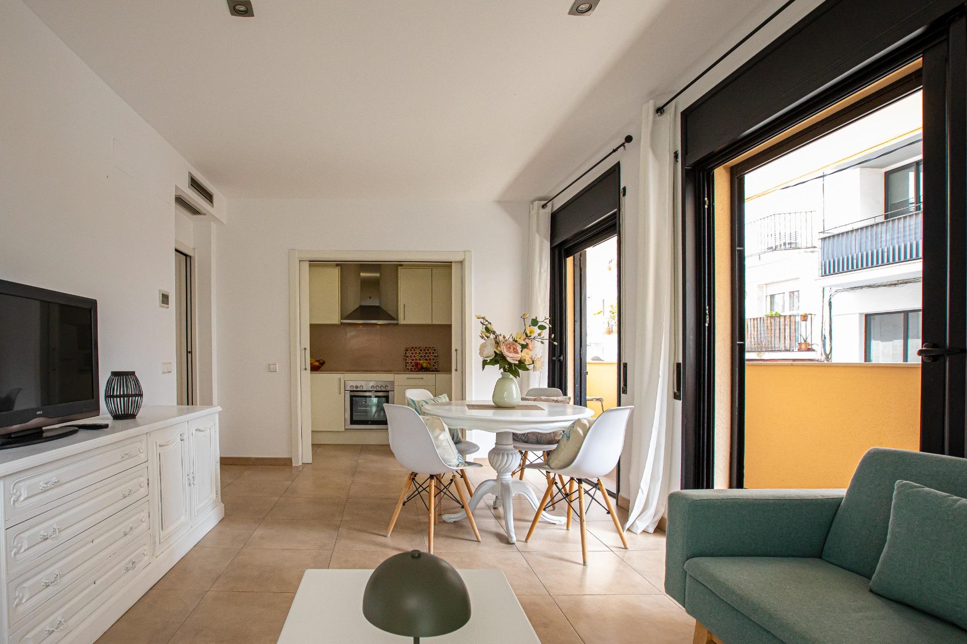 Ref. 13-ESPALTER10/2194 – ALQUILER APARTAMENTO TURÍSTICO EN SITGES CENTRO