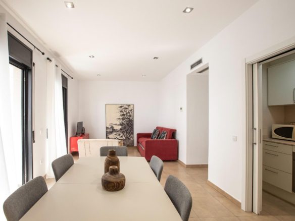 Ref. 13-T13/2194 - Tourist Apartment in the center of Sitges, HUTB: 007179 46