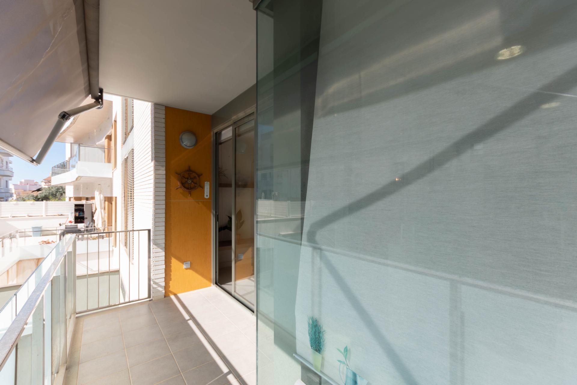 Ref. 11405/1045 – Vivienda con terraza a dos pasos de la playa de Sant Sebastià