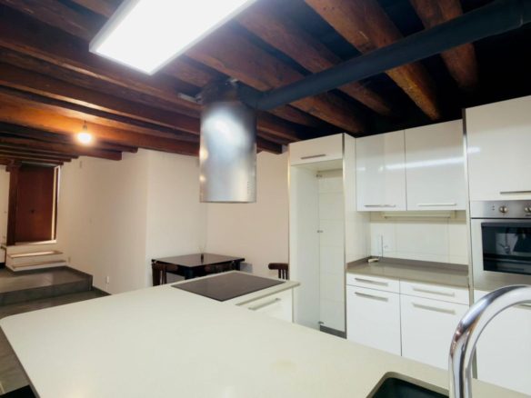 Ref. 53RJUMARTI96/5459 - PISO EN VENTA ZONA LA GELTRÚ