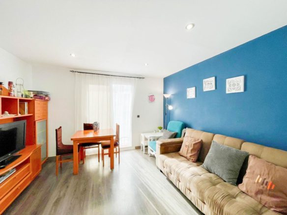 Ref. 11410/1045 - Piso semireformado en Poble Sec, Sitges