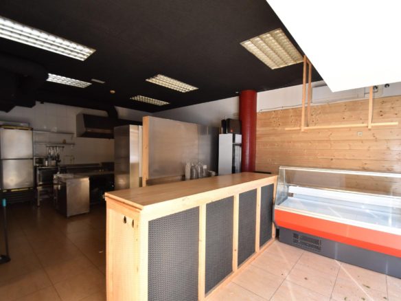 Ref. 03-22491/1098 - OPPORTUNITY!! ROTISSERIE CHICKEN AND PREPARED FOOD