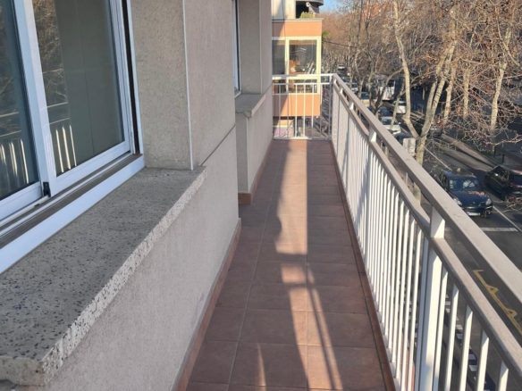 Ref. 01-00329/1111 - PIS CÈNTRIC AMB ASCENSOR