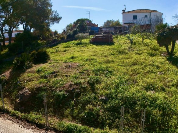 Ref. 53RJUESTH642P/5459 - PARCELA EN VENTA URB. CALIFORNIA (CANYELLES)