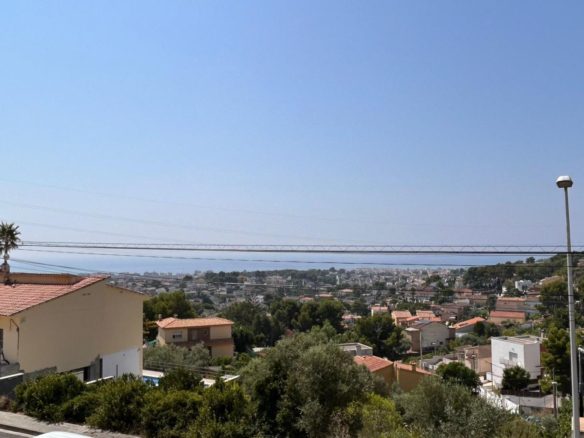 Ref. AO2524/12257 - Casa adosada esquinera, gran terraza panorámica con vistas al mar.