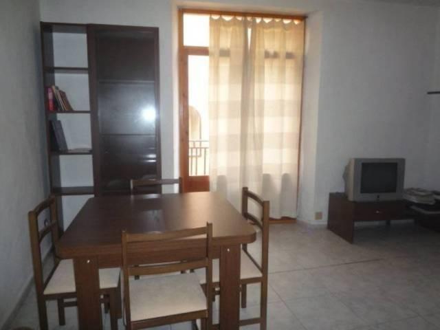 Ref. 03-5352/1098 – Apartment for sale, ideal for investors, currently rented.