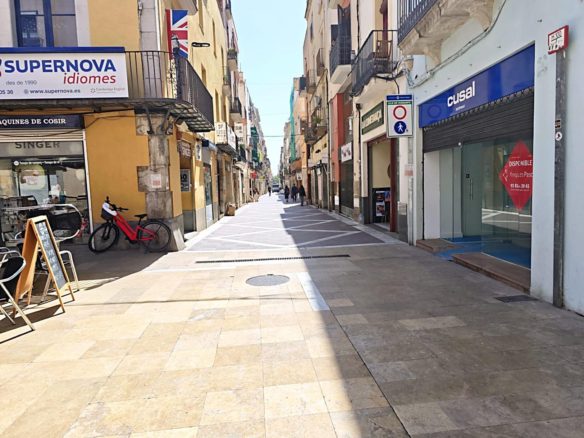 Ref. 05-1179/1086 - Local comercial en alquiler en la zona prime de Vilanova i la Geltrú