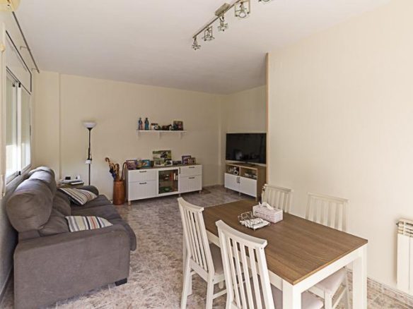 Ref. 30-111P414/1649 - Spacious and bright apartment on Teodor Creus i Coromines Street