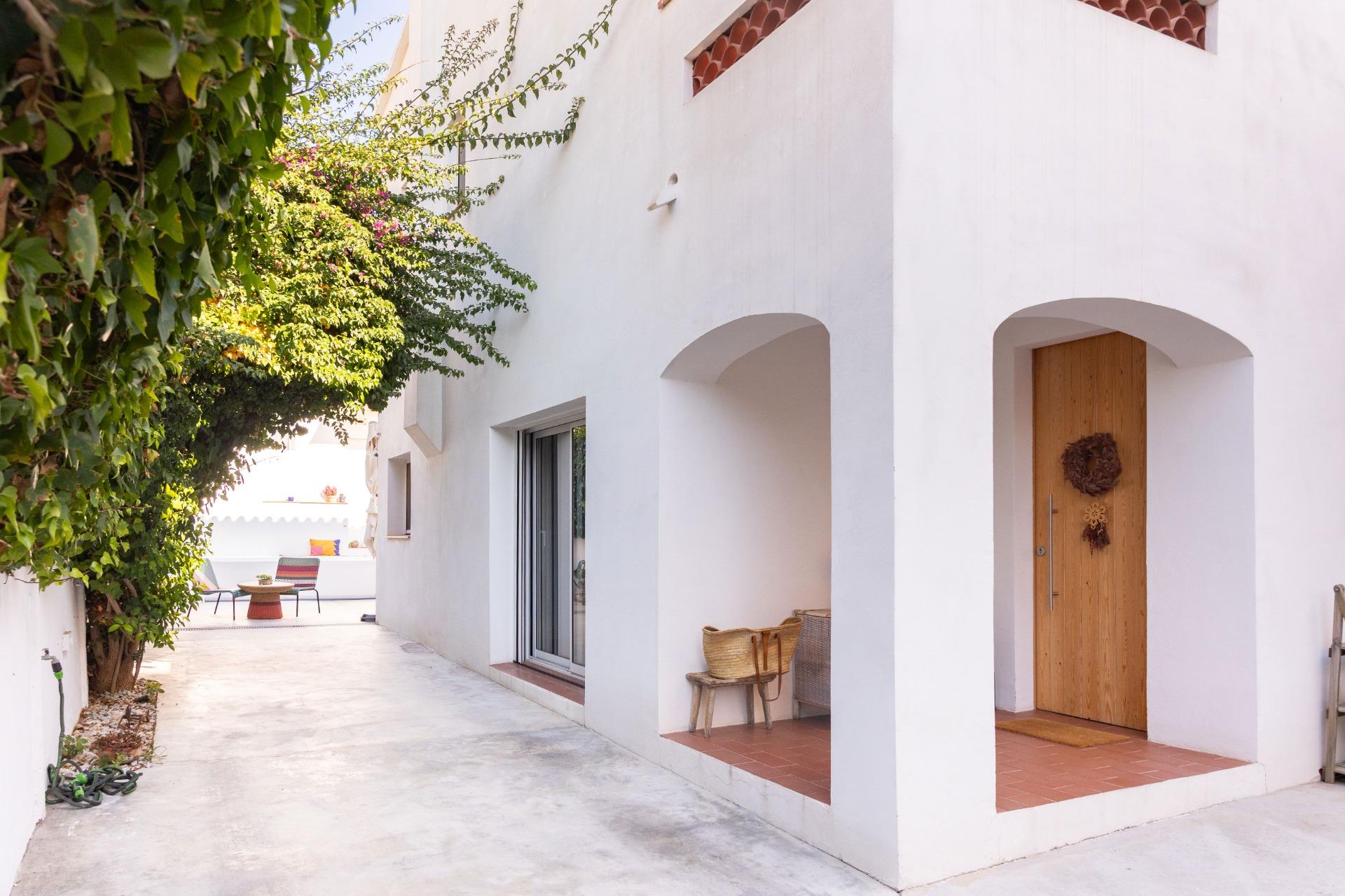 Ref. 56-1704/5106 – We present to you a jewel in Ribes Roges