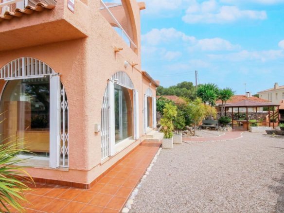 Ref. 56-1710/5106 - Magnificent detached house in Calafell