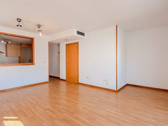 Ref. RS3600155/1682 - Piso todo exterior con solárium privado y parking | Cubelles