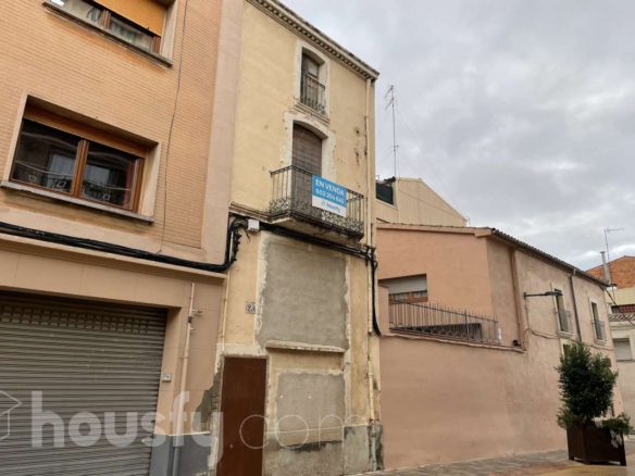 Ref. 890909 - Casa per reformar al barri de Sant Julià Possibilitat finançament!