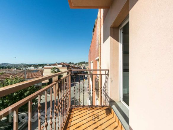 Ref. 935710 - Admirable duplex a Masquefa