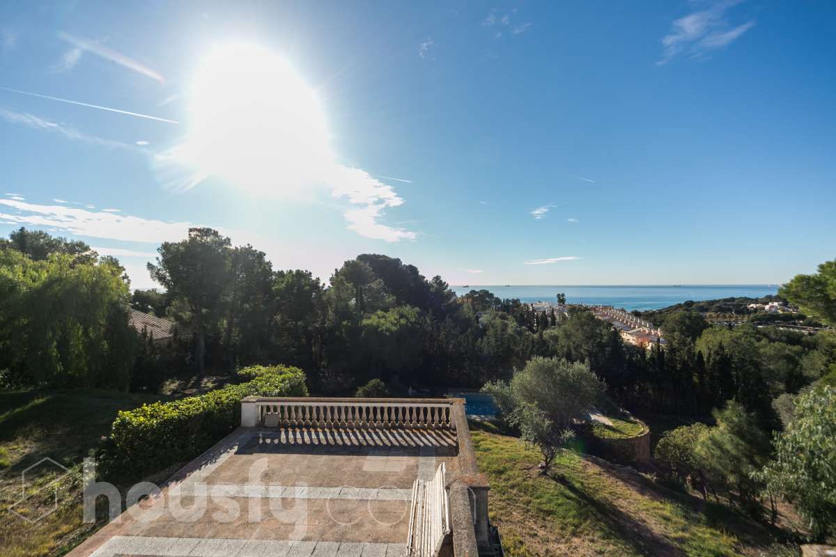 Ref. 948025 – Espectacular casa amb vistes al mar i 3.942 m² de parcel·la