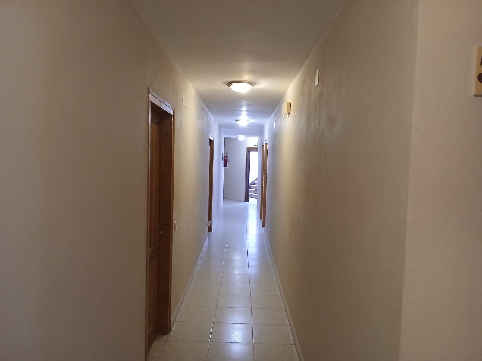 1600