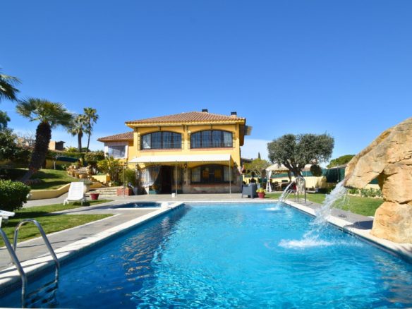 Ref. 03-11706/1098 - Villa de lujo en venta