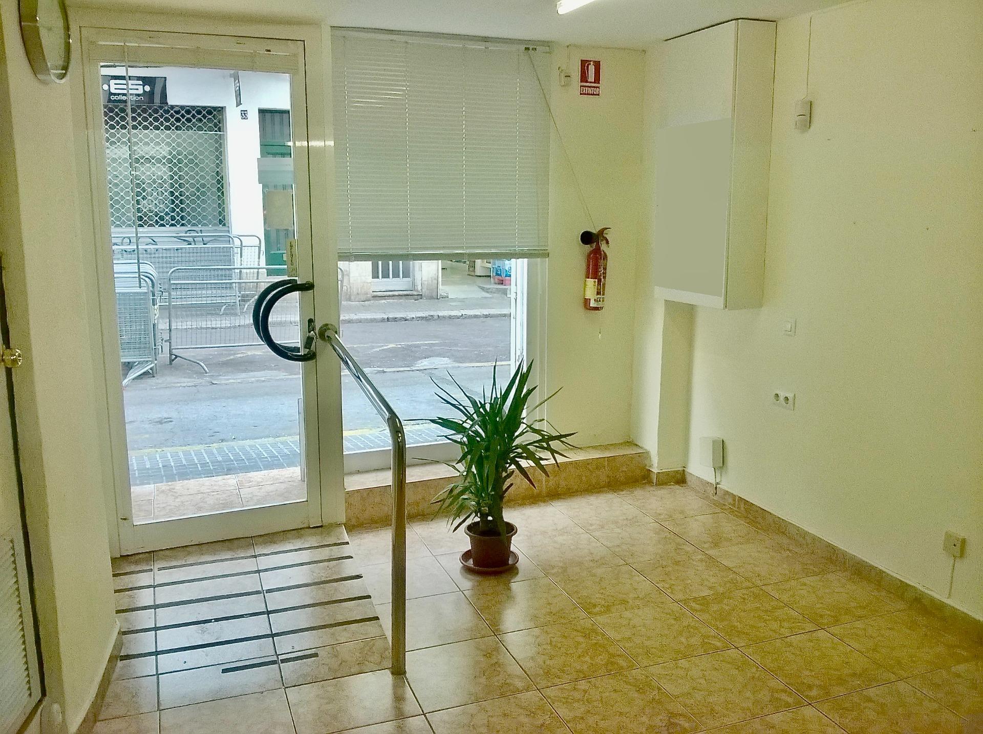 Ref. 18-02651/1266 – LOCAL CENTRICO