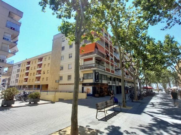 Ref. PKV30/1259 - PLAZA DE PARQUING EN VENTA EN RAMBLA DE LA PAU 95