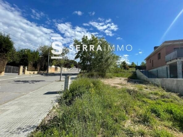 Ref. 6104 - SANT LLORENÇ D'HORTONS - Terreno en venta de 403 m² en la Viña del Pintor