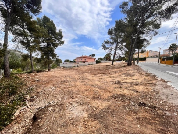 Ref. 25-5315/1468 - Plot in Urb California de Canyelles