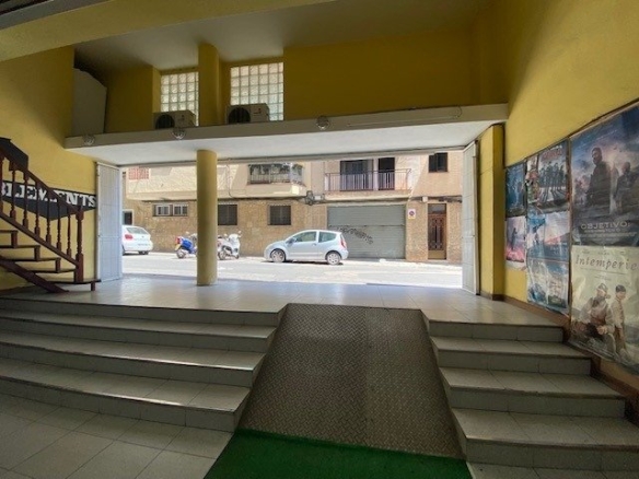 Ref. 11-6467/1119 - LOCAL FOR SALE WITH VERY GOOD LOCATION