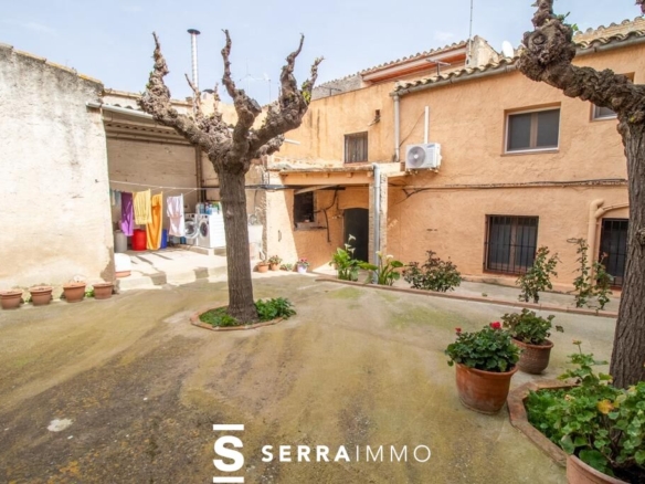 Ref. 6339 - Casa de 5 habitacions amb gran pati a les Gunyoles ( Avinyonet del Penedès)
