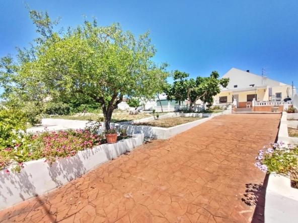 Ref. 24-768/1296 - A haven of peace and nature in Urb. Califòrnia... Your happiness starts here