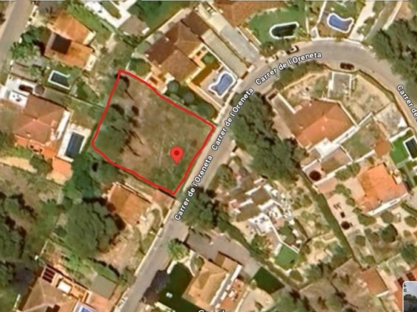 Ref. 18-02582/1266 - Rectangular and very flat plot