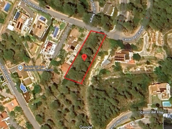 Ref. 18-02589/1266 - 1392m2 plot for sale