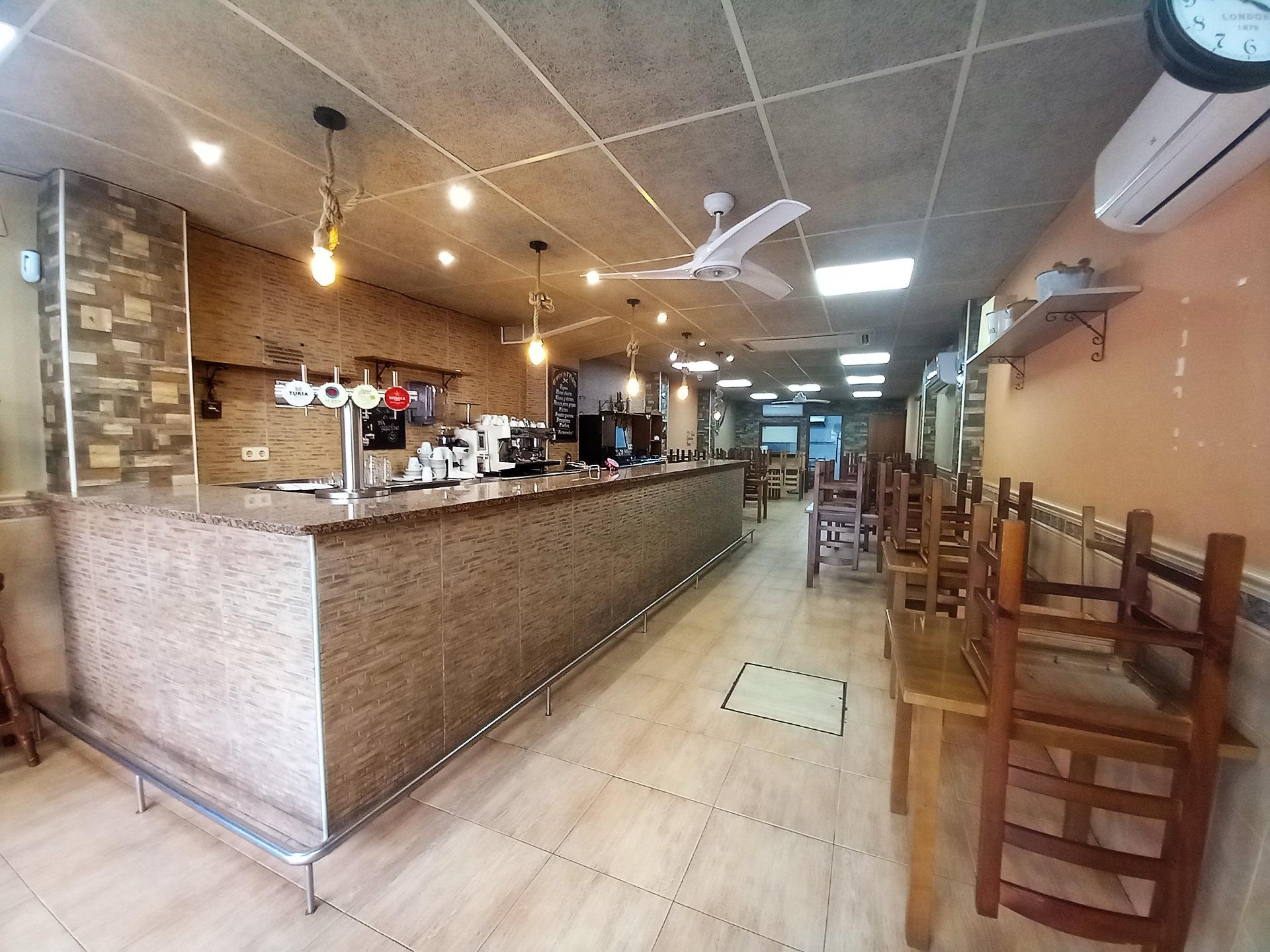 Ref. 73-LV-390/6143 - Commercial Premises for Sale