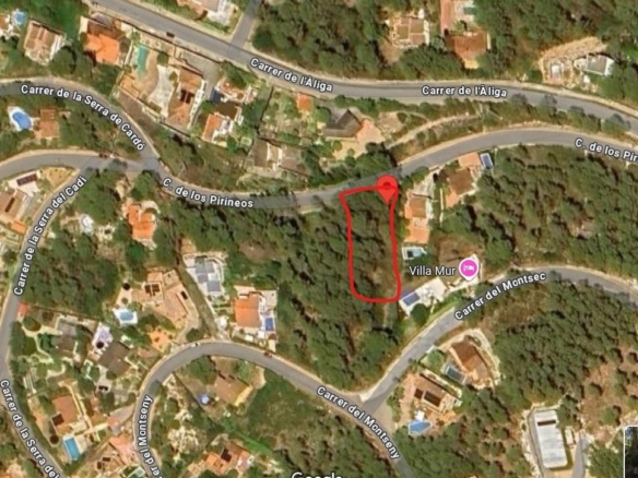 Ref. 18-02593/1266 - 815m2 plot for sale