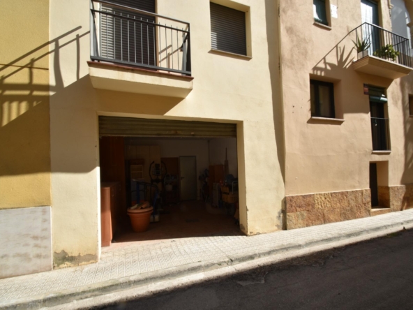 Ref. 03-22525/1098 - Local en venta ideal para garaje o almacén