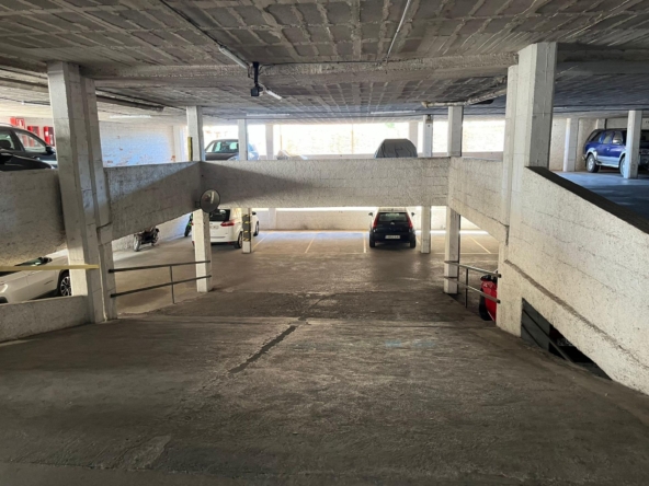 Ref. 05-4781/1086 - Places de pàrquing doble, en venda, a Vilanova i la Geltrú